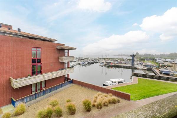 Woning Zuiderzee op Zuid 99 Biddinghuizen