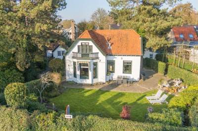 Woning Burgemeester Peecklaan 5 Schoorl