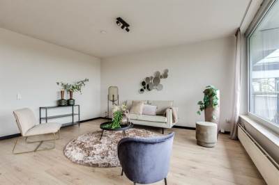 Woning Adama van Scheltemaplein 85 Delft