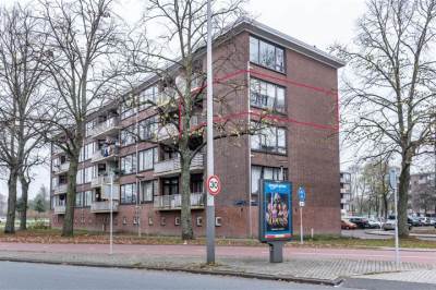 Woning Lou Jansenplein 76- 2 Amsterdam