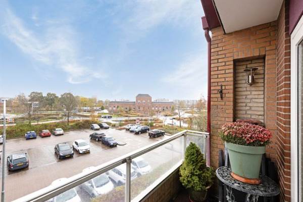 Woning Johan van den Kornputplein 17 Delfzijl