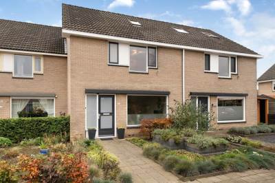 Woning Kievitsbloem 93 Dalfsen