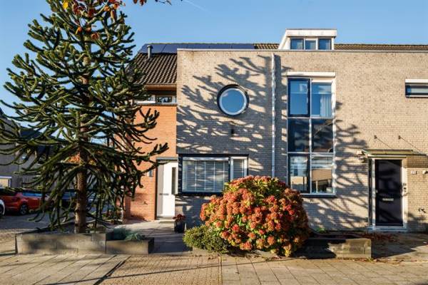 Woning Helsinkilaan 19 Woerden