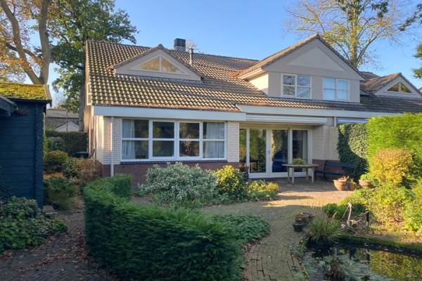 Woning Kloosterlaan 21 Bergen (NH)