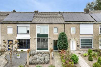 Woning Dr. Poelsstraat 37 Oosterhout (NB)