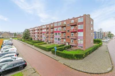 Woning van Ruusbroeclaan 40 Hoogezand