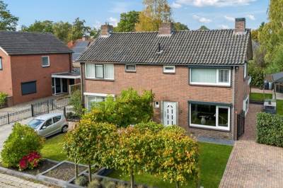 Woning Van Echtenskanaal NZ 35 Klazienaveen