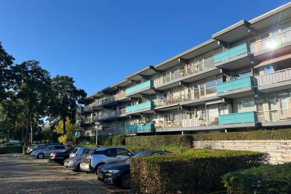 Woning Bramzeilhof 144 Amsterdam