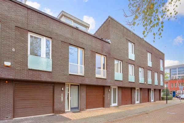 Woning Groenlandstraat 10 Amsterdam