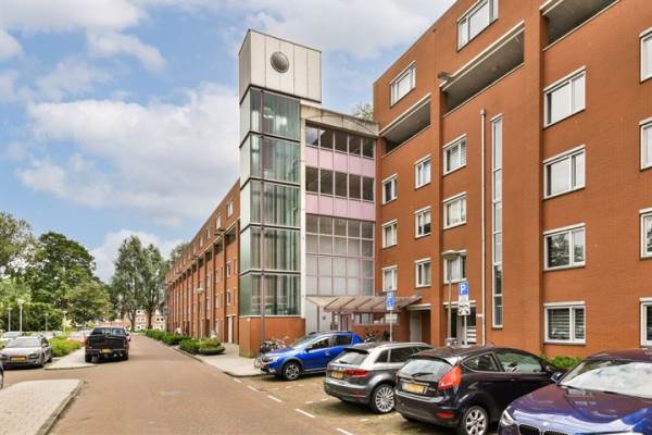 Woning Suze Groenewegplantsoen 51 Amsterdam