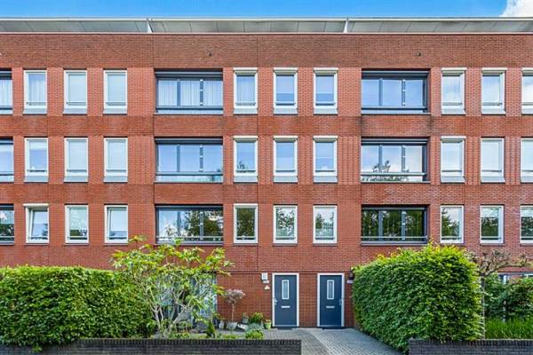 Woning Burgemeester Jhr. Quarles van Uffordlaan 559 Apeldoorn