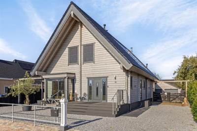 Woning Kanaalweg 32 Overschild