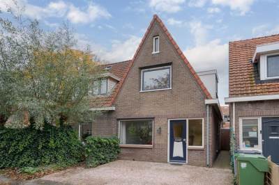 Woning M A de Ruyterstraat 22 Meppel