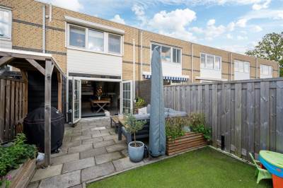 Woning Sterkenburg 64 Alphen aan den Rijn