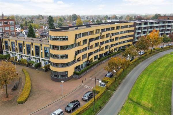 Woning Burgemeester Jhr. Quarles van Uffordlaan 147 Apeldoorn