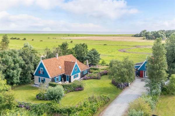 Woning Noordstroeërweg 11 Hippolytushoef