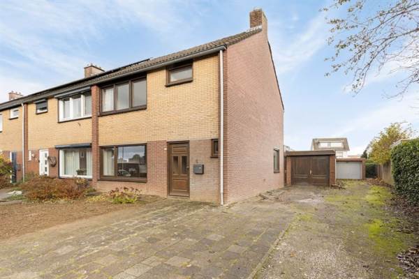 Woning Albert Schweitzerstraat 1 Ulestraten