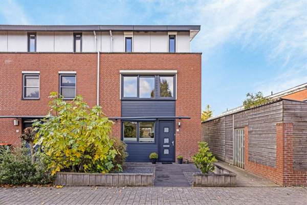 Woning Schout van Vertaingstraat 1 Den Bosch