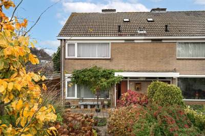 Woning Dorpstraat 70 Nieuw-Vennep