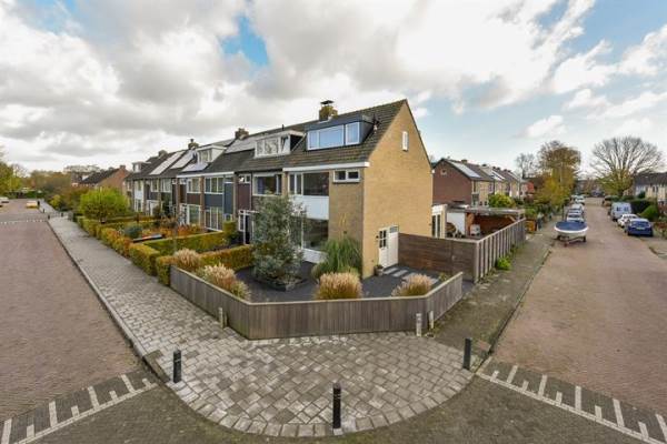 Woning Gerard Splinter van Ruwiellaan 96 Breukelen