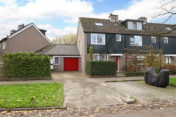 Woning Friesewal 57 Huizen