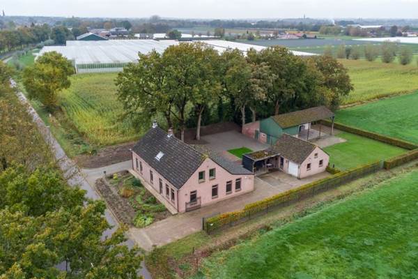 Woning Bredasebaan 19 Sprundel
