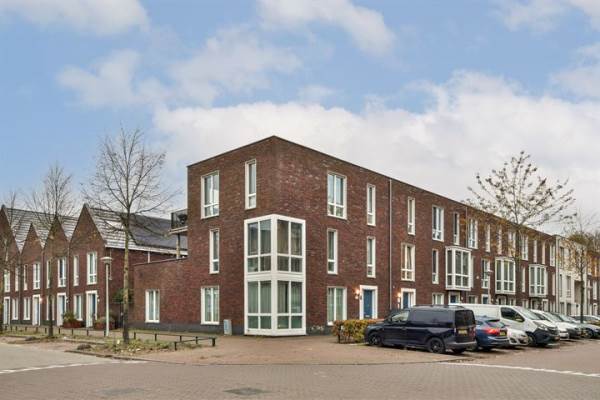 Woning Wieringerwaardstraat 363 Amsterdam