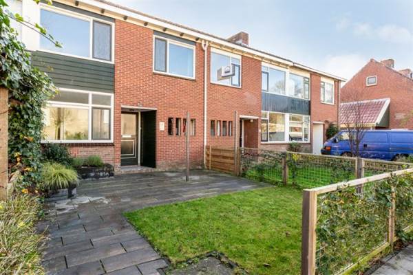 Woning Essenlaan 14 Abbekerk