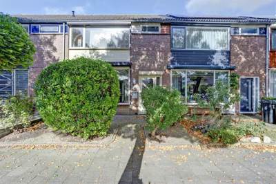 Woning Meeuwenlaan 11 Hellevoetsluis