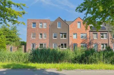 Woning Pruimengaarde 23 Hendrik-Ido-Ambacht