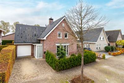 Woning Kapitein H. van der Maadenstraat 28 Wijk en Aalburg