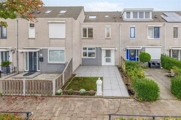 Woning Johanna Engwirda-Agricolastraat 85 Spijkenisse