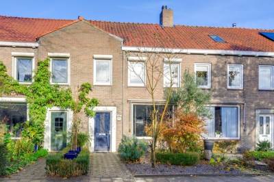 Woning Pius X-straat 27 Rijen