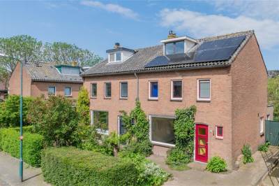 Woning W. Baron Straalmanstraat 10 Baambrugge