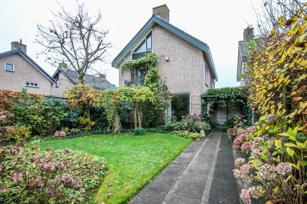 Woning Pluviersingel 1 Hoevelaken