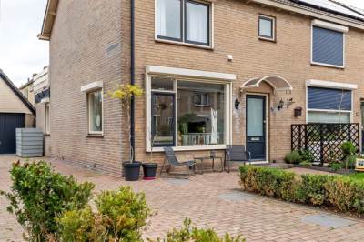 Woning Commanderijstraat 23 Schelluinen