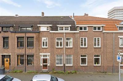 Woning Burg. de Hesselleplein 30 Heerlen