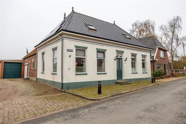 Woning Hoofdweg 23 Godlinze