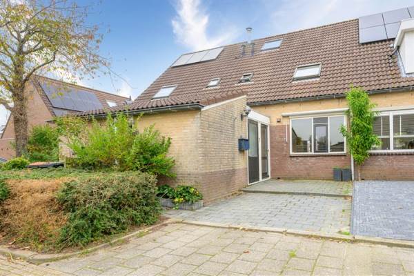 Woning Jan van der Benstraat 68 Schagen