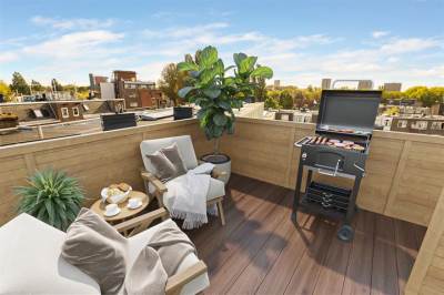 Woning Javaplein 33- 4 Amsterdam