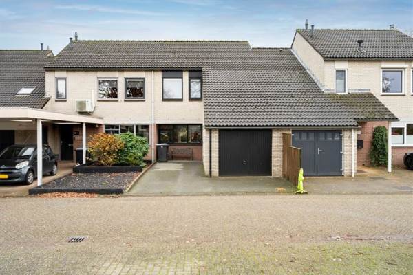 Woning Steenuil 64 Emmen