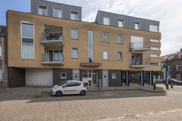 Woning Kardinaal van Rossumstraat 72 Tilburg