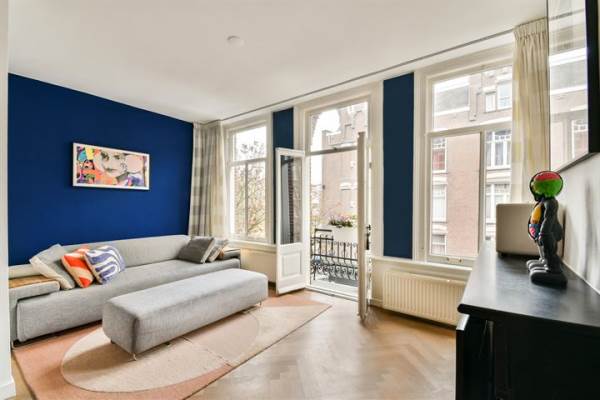 Woning Van Ostadestraat 6- 2 Amsterdam