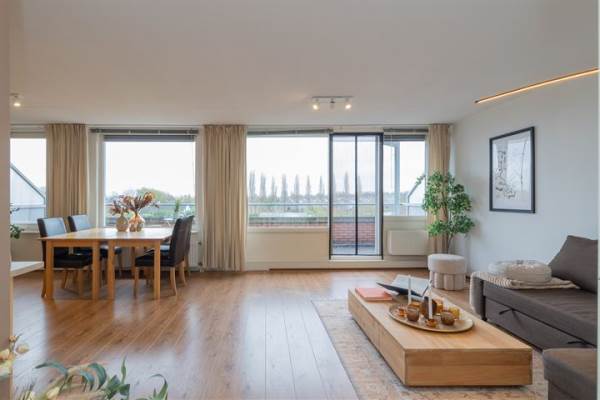 Woning Dijkgraaf 310 Ouderkerk aan de Amstel