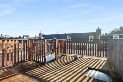 Woning Van Ostadestraat 11- 3 Amsterdam