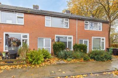 Woning Deltastraat 27 Nieuwerkerk