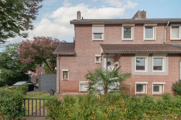 Woning Bredeweg 350 Roermond