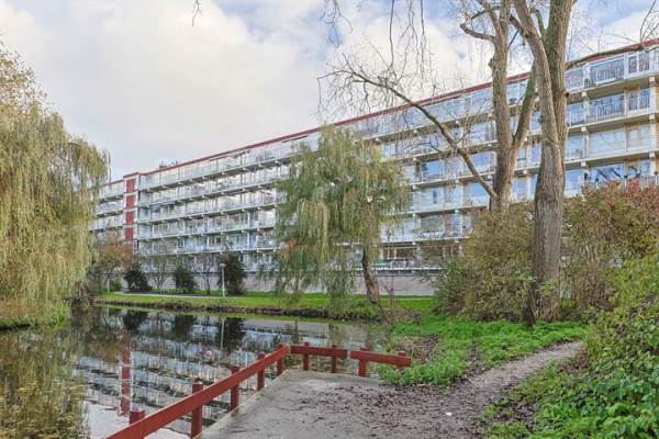 Woning Jacques Urlusplantsoen 213 Leiden