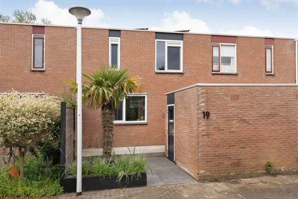 Woning Van Limburg Stirumware 19 Zwolle