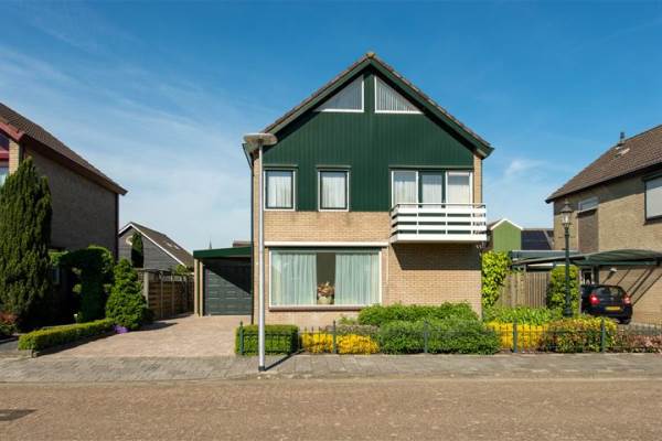 Woning van 't Hoffstraat 14 Hoogerheide